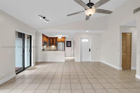 17624 NW 63rd Ct, Hialeah FL - photo 14 of 40