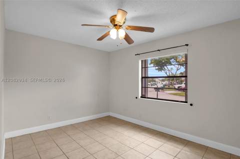 17624 NW 63rd Ct, Hialeah FL - photo 22 of 40