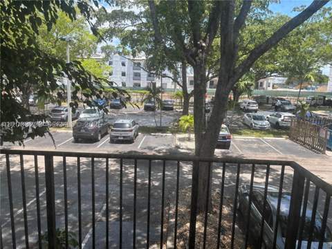 8500 SW 109th Ave 6-211, Miami FL - photo 11 of 14