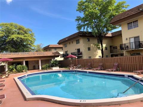 8500 SW 109th Ave 6-211, Miami FL - photo 13 of 14