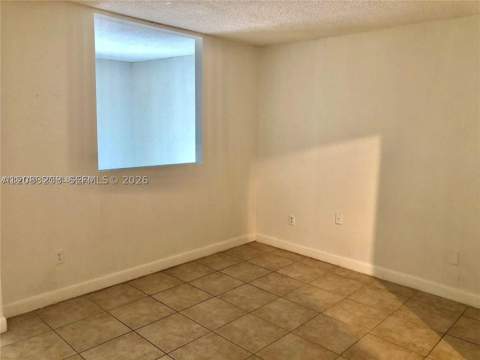 8500 SW 109th Ave 6-211, Miami FL - photo 8 of 14