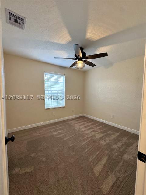 1160 W 33rd Pl, Hialeah FL - photo 12 of 29