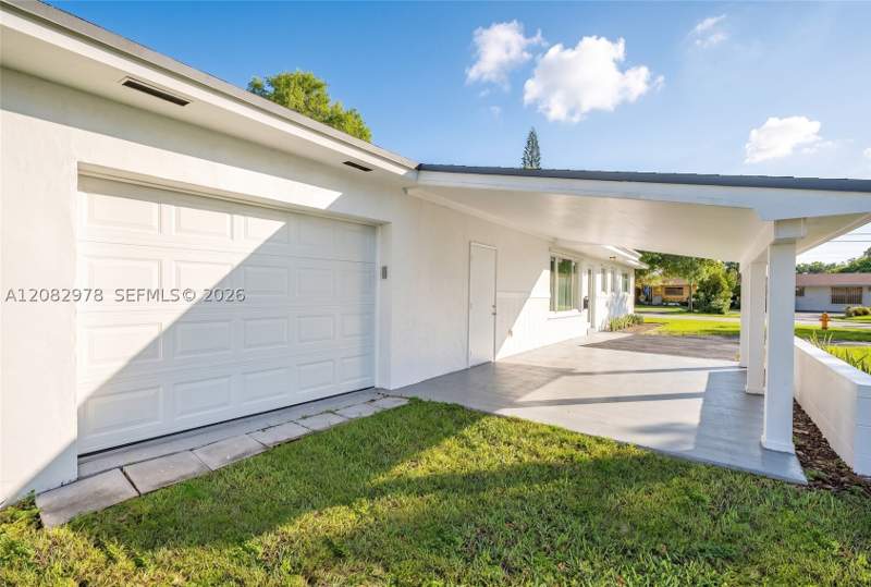 3 bedroom SingleFamilyResidence at 10441 SW 46th Ter, Heftler Homes Sec 1, Miami — photo 3