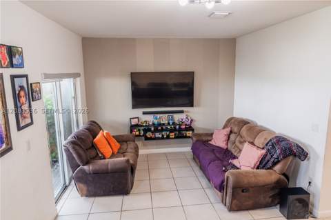 2641 SE 12th St, Homestead FL - photo 10 of 29