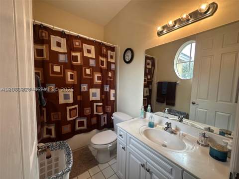 1040 NE 42nd Pl, Homestead FL - photo 11 of 18
