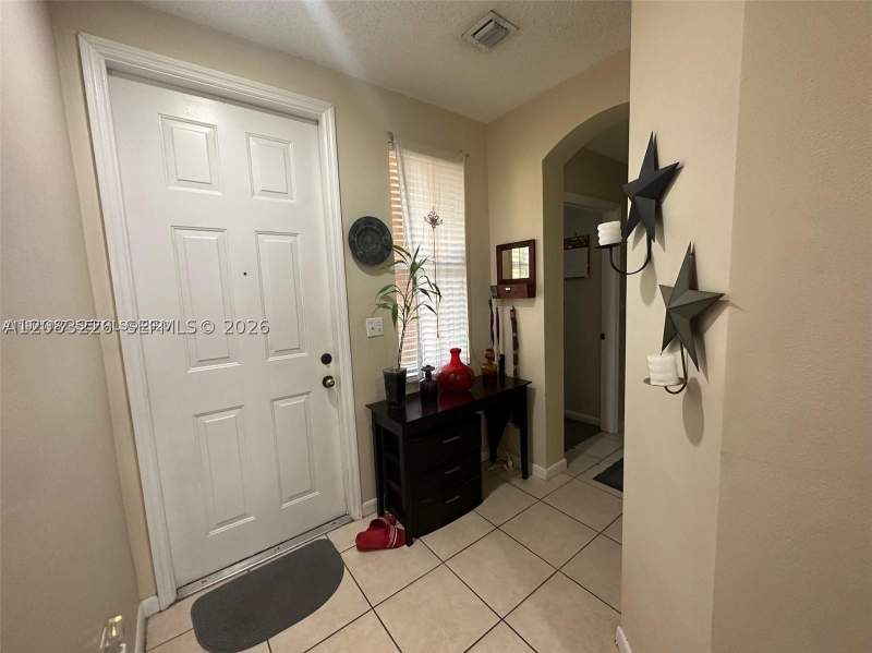 3 bedroom Townhouse at 1040 NE 42nd Pl, Marbella Bay, Homestead — photo 3