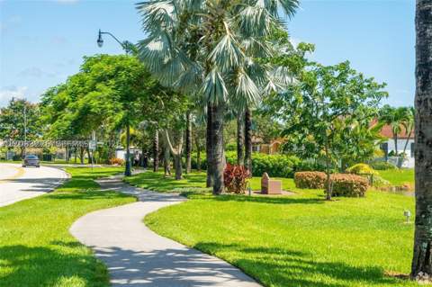 1040 NE 42nd Pl, Homestead FL - photo 8 of 18