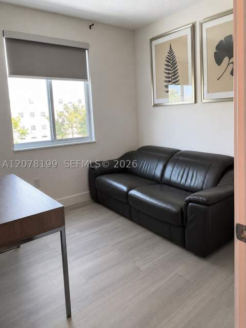 6421 NW 102nd Path 101, Doral FL - photo 10 of 13
