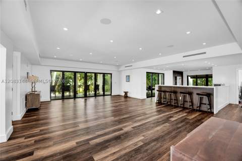 8201 SW 62nd Ave, South Miami FL - photo 7 of 38