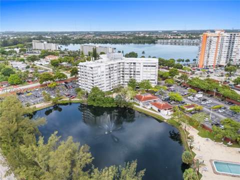 1200 NE Miami Gardens Dr 315W, Miami FL - photo 6 of 32