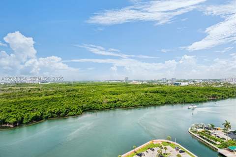 500 Bayview Dr 2122, Sunny Isles Beach FL - photo 18 of 22