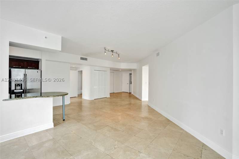 3 bedroom Condominium at 7275 SW 90th St C410, Downtown Dadeland Condo N, Miami — photo 3
