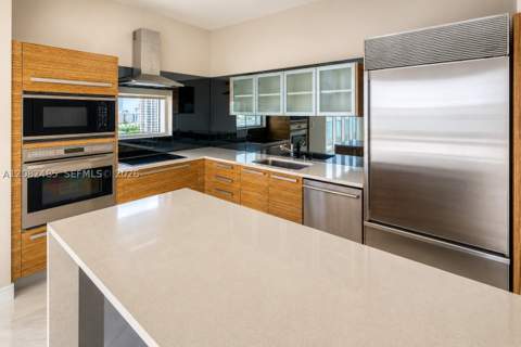 2020 N Bayshore Dr 1710, Miami FL - photo 6 of 15