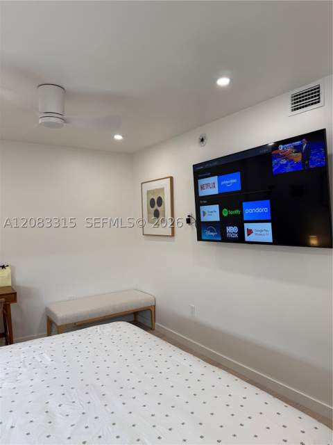 10185 E Collins Ave 822, Bal Harbour FL - photo 14 of 26