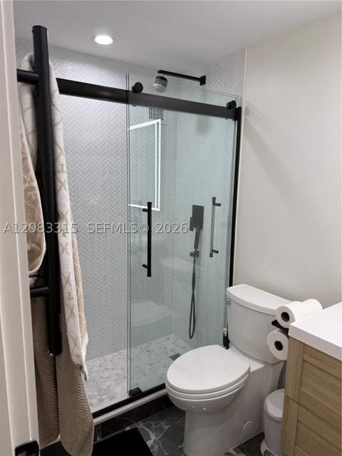 10185 E Collins Ave 822, Bal Harbour FL - photo 17 of 26