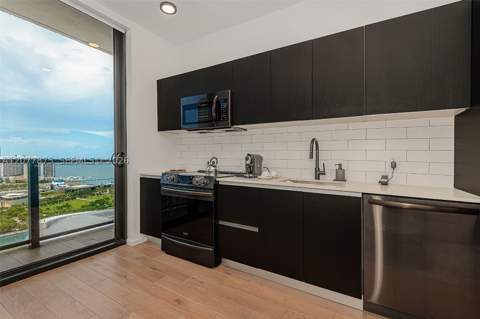 398 NE 5th St 3104, Miami FL - photo 19 of 25