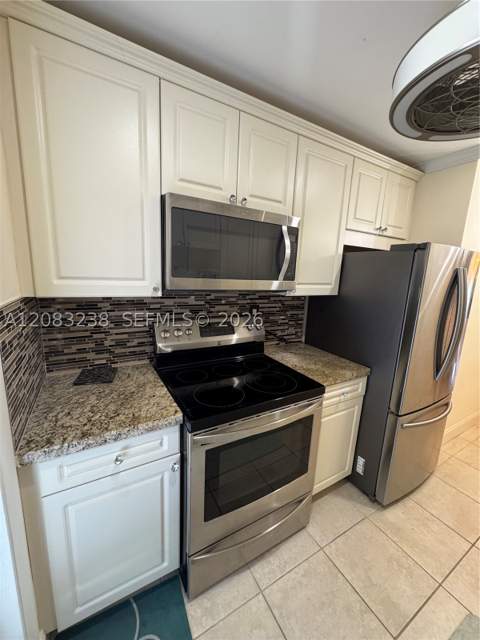 3922 NE 166th St S305, North Miami Beach FL - photo 11 of 37