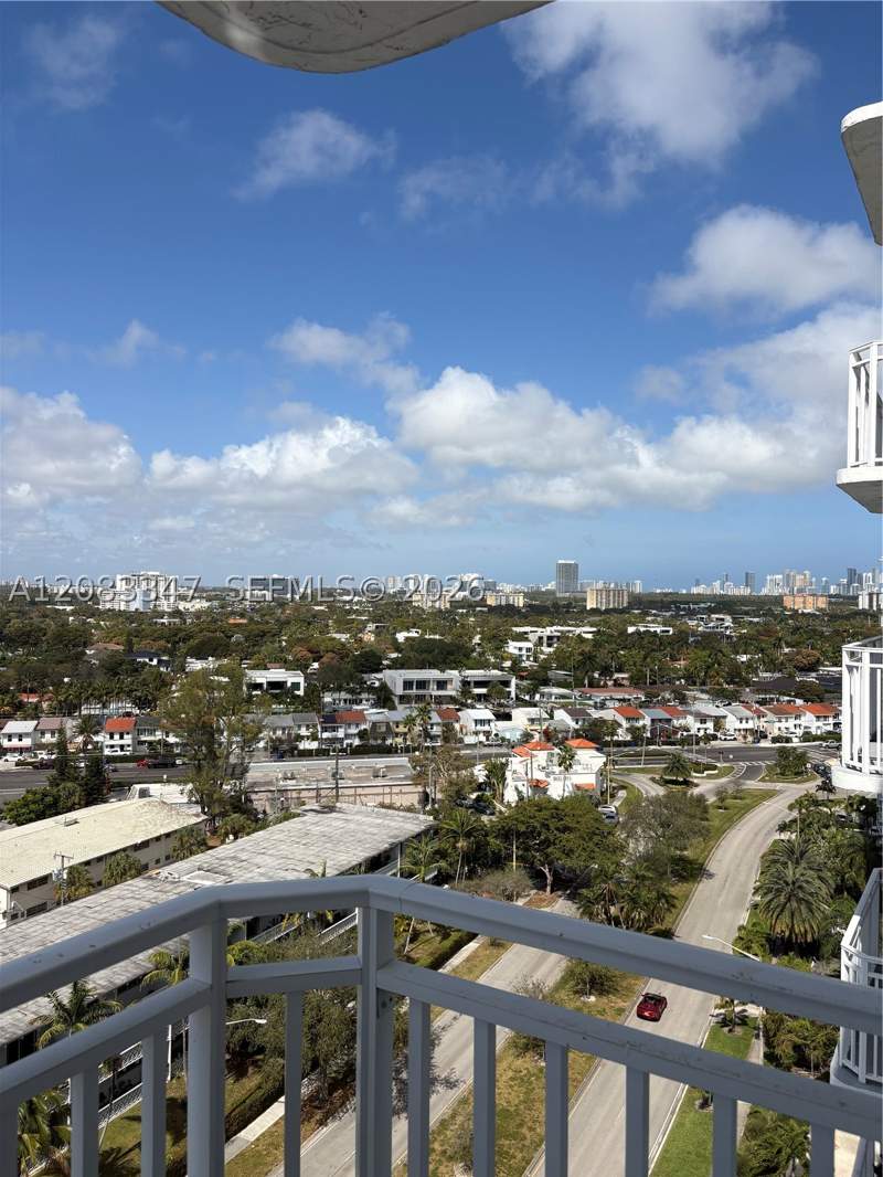 1 bedroom Condominium at 2100 Sans Souci Blvd A1409, Bayview Towers Condo Sout, North Miami — photo 2