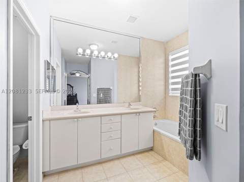 15541 SW 21st Ter, Miami FL - photo 7 of 59