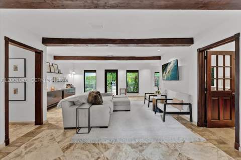 9204 NE 10th Ave, Miami Shores FL - photo 9 of 28