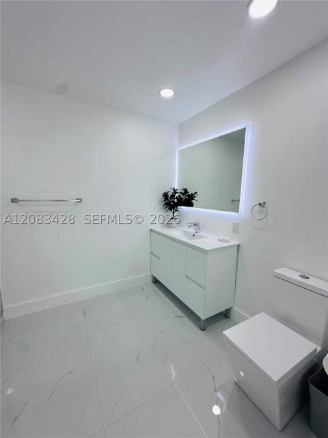 82 E 16th St, Hialeah FL - photo 15 of 42