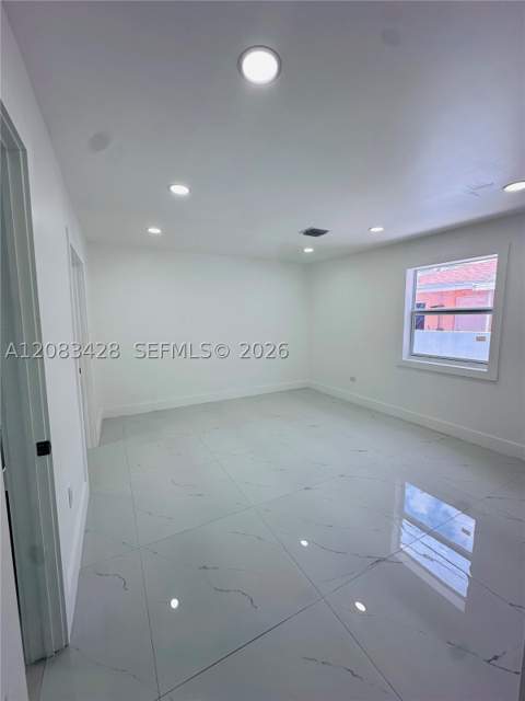 82 E 16th St, Hialeah FL - photo 18 of 42