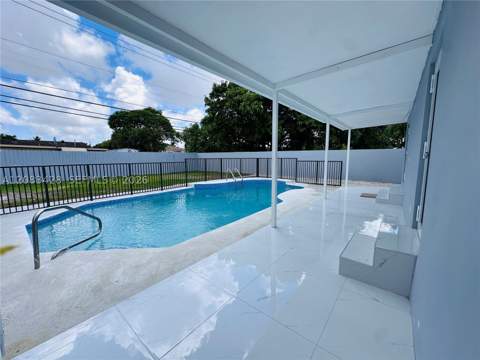 82 E 16th St, Hialeah FL - photo 7 of 42
