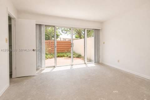7865 SW 106th Ave, Miami FL - photo 20 of 32