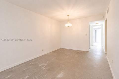 7865 SW 106th Ave, Miami FL - photo 6 of 32