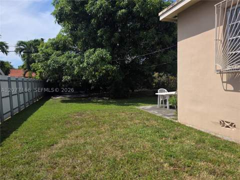 3070 NW 6th St, Miami FL - photo 22 of 25