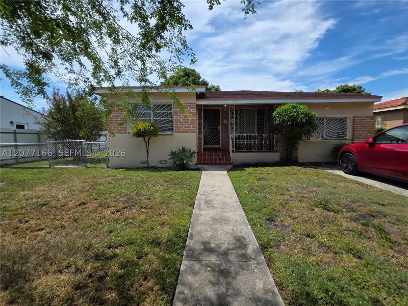 3 bedroom SingleFamilyResidence at 3070 NW 6th St, Palbicke & Garrisons 2nd, Miami — photo 3