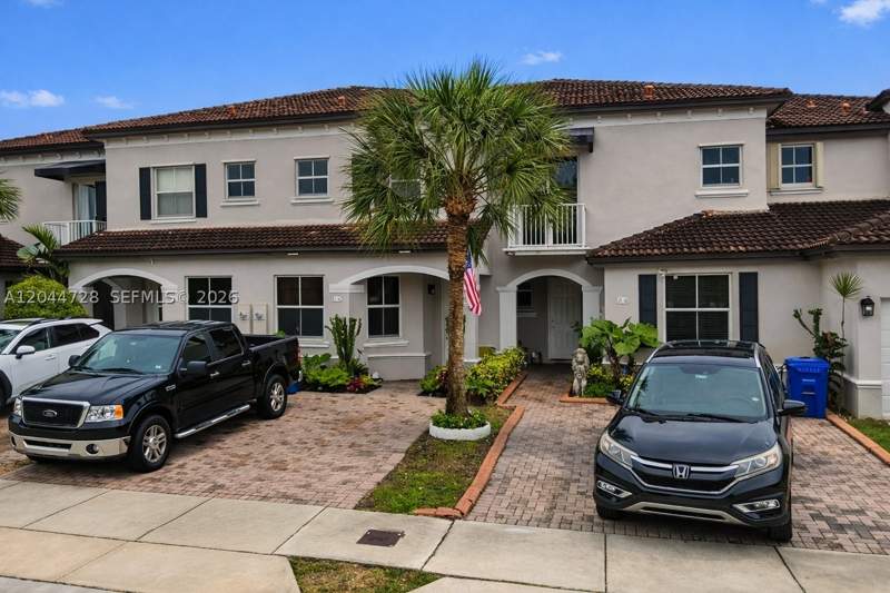 2 bedroom Townhouse at 9133 SW 152nd Path, Century Gardens Villas, Miami — photo 2