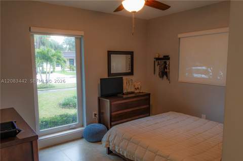 18124 SW 92nd Ct, Palmetto Bay FL - photo 16 of 29