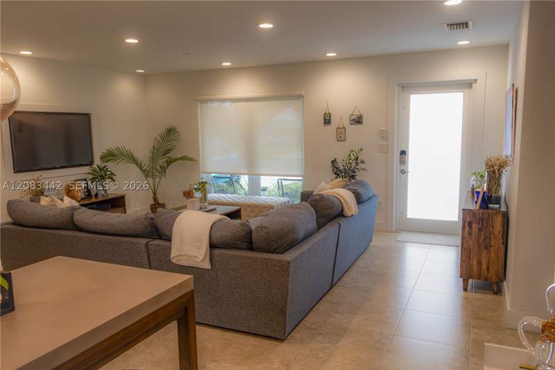 3 bedroom SingleFamilyResidence at 18124 SW 92nd Ct, Bel Aire Sec 16, Palmetto Bay — photo 4