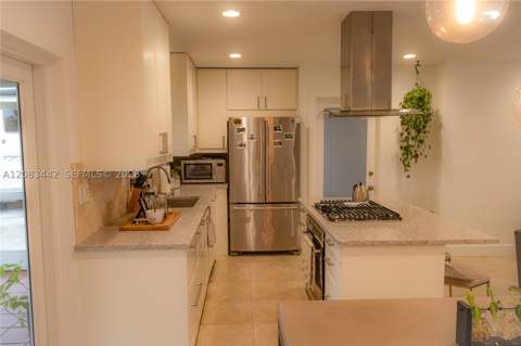18124 SW 92nd Ct, Palmetto Bay FL - photo 6 of 29
