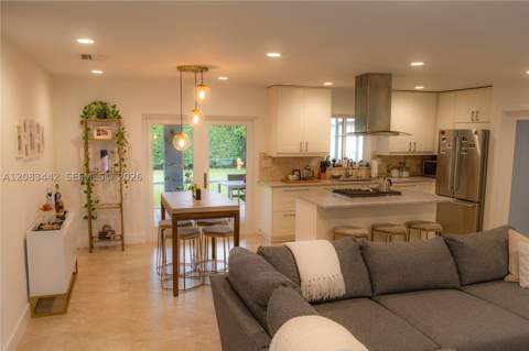 18124 SW 92nd Ct, Palmetto Bay FL - photo 8 of 29