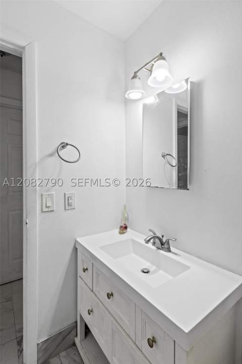15724 SW 304th Ter, Homestead FL - photo 11 of 42