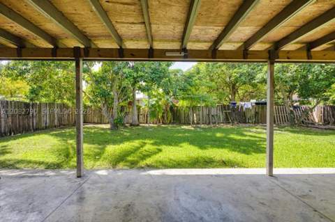 15724 SW 304th Ter, Homestead FL - photo 19 of 42
