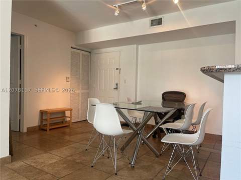 1155 Brickell Bay Dr 808, Miami FL - photo 10 of 57
