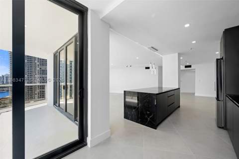 20281 E Country Club Dr 1008, Aventura FL - photo 9 of 51