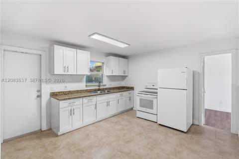 16860 NE 3rd Ct, North Miami Beach FL - photo 16 of 43