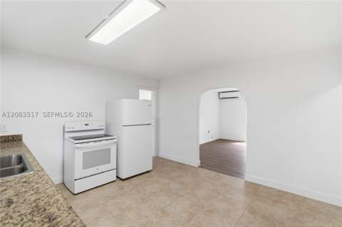 16860 NE 3rd Ct, North Miami Beach FL - photo 17 of 43