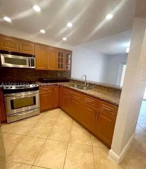 1990 SW 121st Ct 236, Miami FL - photo 13 of 18
