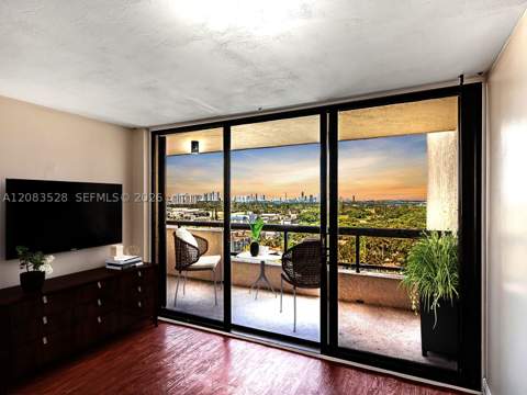 2555 Collins Ave 1604, Miami Beach FL - photo 14 of 31
