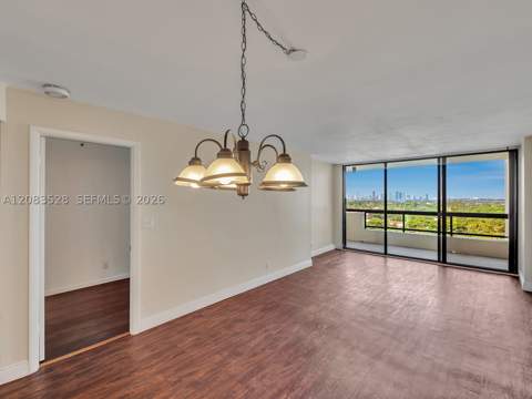2555 Collins Ave 1604, Miami Beach FL - photo 17 of 31