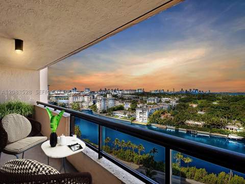 2555 Collins Ave 1604, Miami Beach FL - photo 8 of 31