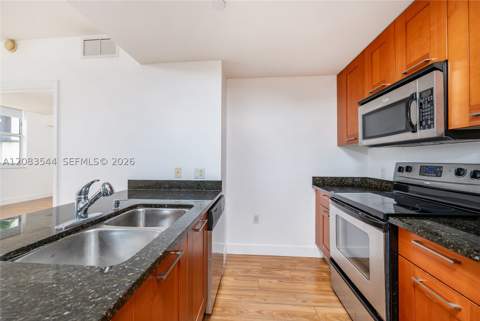 4100 Salzedo St 919, Coral Gables FL - photo 13 of 37