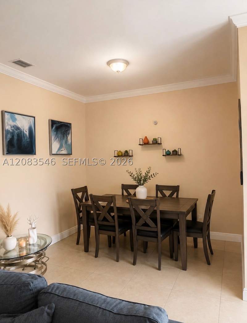 3 bedroom SingleFamilyResidence at 16240 SW 83rd Ln, Lago Mar West, Miami — photo 4