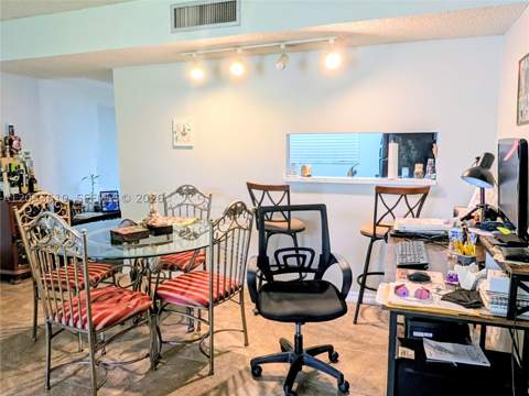 8075 SW 107th Ave 123, Miami FL - photo 7 of 13