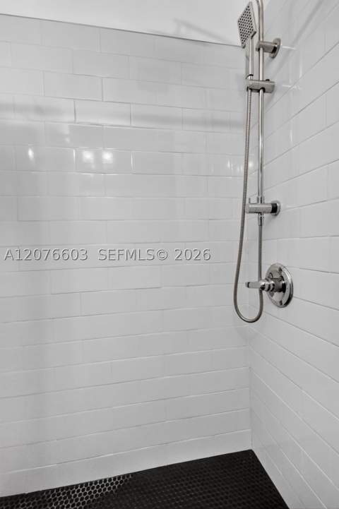 704 NE 88th St, Miami FL - photo 16 of 30